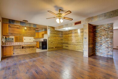 004_Family Room Dining And Kitchen
