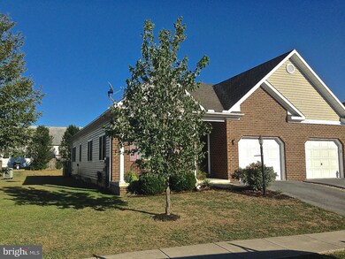 14237 Shelby Cir, Hagerstown, MD 21740 - photo 2