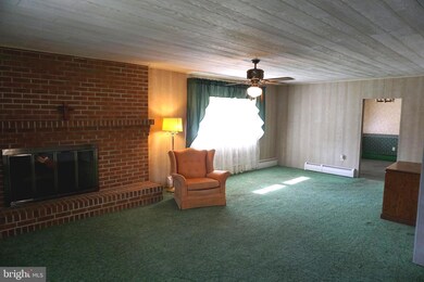 509 E Market St, Williamstown, PA 17098 - photo 5