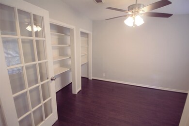11502 Kirkhollow Dr, Houston, TX 77089 - photo 3