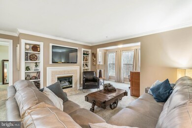 9220F Cardinal Forest Ln, Lorton, VA 22079 - photo 6