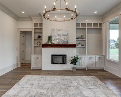 304 Everett Ridge-5