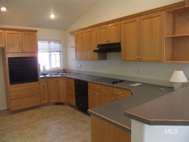 505 Morning Sun Ct, Nampa, ID 83686 - photo 4