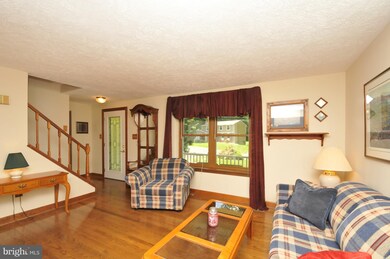 11569 Hicks Ct, Manassas, VA 20112 - photo 4