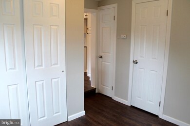 517 Cohawkin Rd, Mullica Hill, NJ 08062 - photo 4