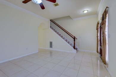 8409 Swiftwater Ln, Houston, TX 77075 - photo 4