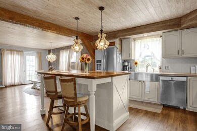 128 Valley Rd, Tamaqua, PA 18252 - photo 3