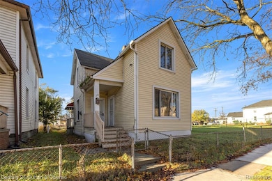 28 E James St, River Rouge, MI 48218 - photo 2