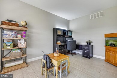 31989 Griffith Dr, Galena, MD 21635 - photo 3