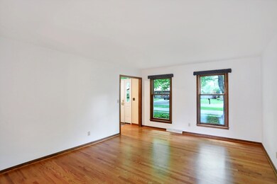 1015 Tanbark St, Columbus, IN 47203 - photo 6