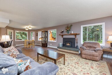 Living Room 20180801-DW-6463-SMALL