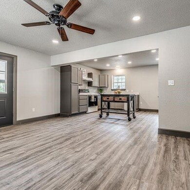 Livingroom/Kitchen