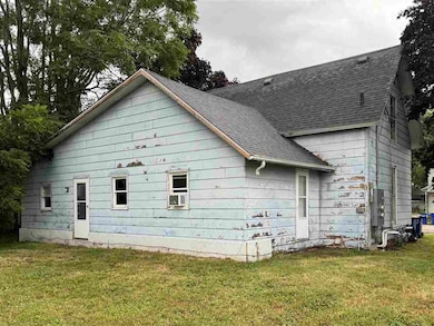 311 N Avenue C, Washington, IA 52353 - photo 2