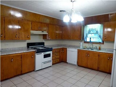 1420 Athabaska St, Eunice, LA 70535 - photo 2