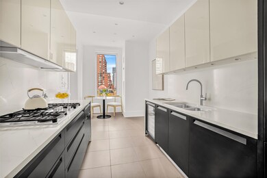 Casa 74 unit 6C, New York, NY 10021 - photo 4