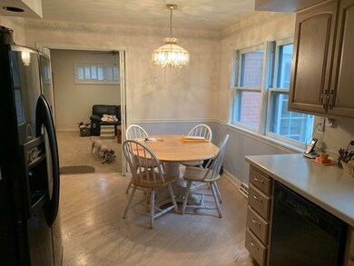 210 E May St, Elmhurst, IL 60126 - photo 3