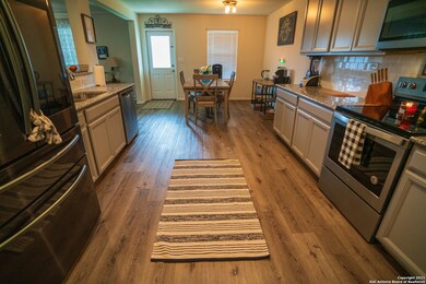 12058 Canyon Rock Ln, San Antonio, TX 78254 - photo 7