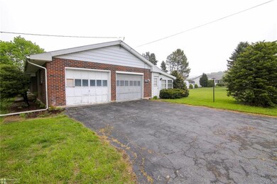 5966 Limeport Pike, Coopersburg, PA 18036 - photo 5