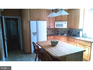 476 Windermere Ave, Drexel Hill, PA 19026 - photo 7