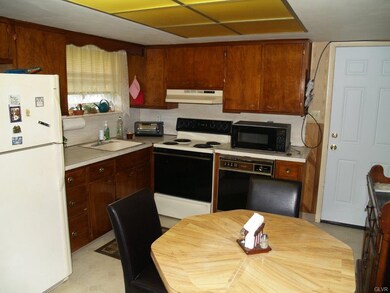 1020 Colorado St, Allentown, PA 18103 - photo 4