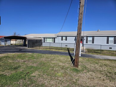 926 Plainview Rd, Sherman, TX 75092 - photo 2