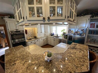 11749 NE Tony Creek Rd, Elgin, OK 73538 - photo 7