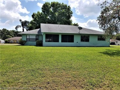 111 Honeycomb Ave, Lake Placid, FL 33852 - photo 6