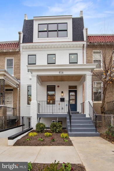 614 Otis Place NW unit 3, Washington, DC 20010 - photo 3