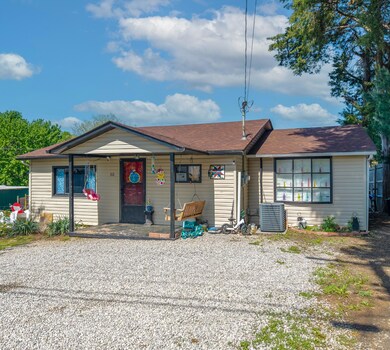 52 Walnut St, Burnside, KY 42519 - photo 2