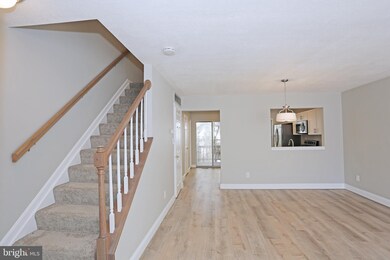 716 Saint Peters Ct, Edgewood, MD 21040 - photo 3