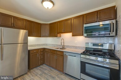 The Carolyn Condominiums unit 410, Silver Spring, MD 20910 - photo 3