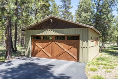 17885 R U Guelfi Rd, Bend, OR 97707 - photo 2
