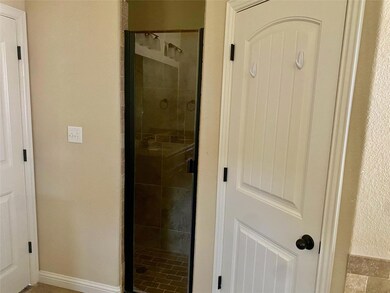 533 Landry Ct, Granbury, TX 76049 - photo 7