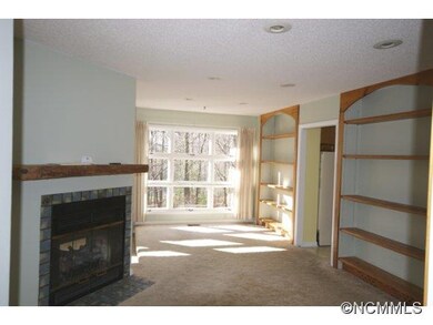 45 Windjammer Way, Hendersonville, NC 28792 - photo 5