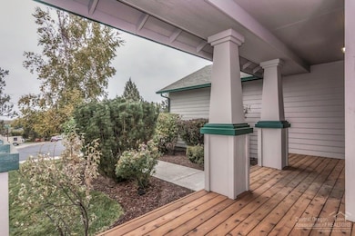 3728 SW Reindeer Ave, Redmond, OR 97756 - photo 3