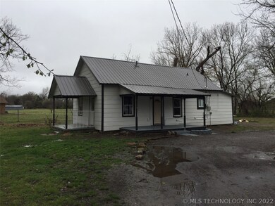 210 N Whitaker St, Pryor, OK 74361 - photo 2