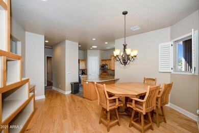 007_Dining Room