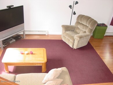 3337 Leonard Cir, Anchorage, AK 99507 - photo 3