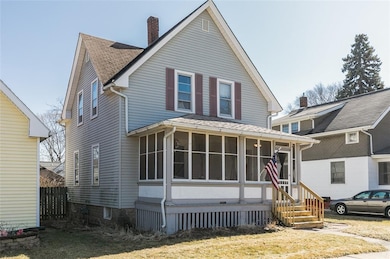 709 9th St SW, Cedar Rapids, IA 52404 - photo 3