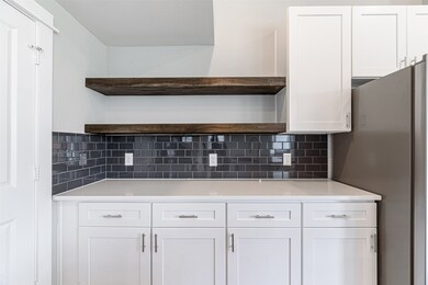 8415 Berry Brush Ln, Houston, TX 77022 - photo 7