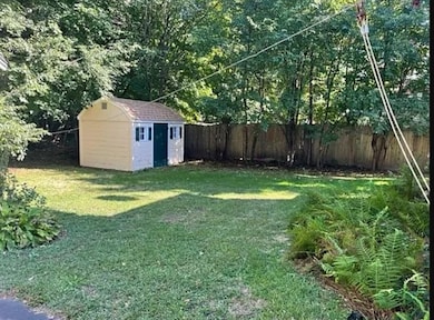 42 Janet St, West Springfield, MA 01089 - photo 2