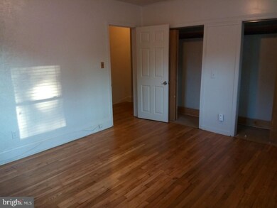 2500 Oakley Ave, Baltimore, MD 21215 - photo 5