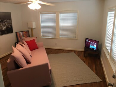 1761 Michigan St unit 2, Houston, TX 77006 - photo 4