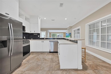 818 NE 3rd St, Hallandale Beach, FL 33009 - photo 7