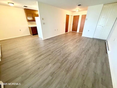 842B Inverness Ct, Lakewood, NJ 08701 - photo 5