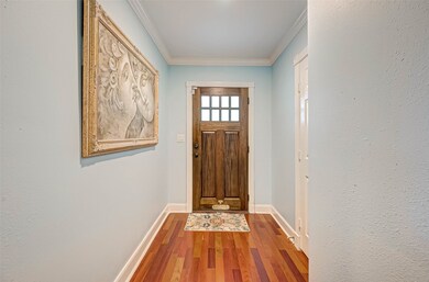 1471 Sue Barnett Dr, Houston, TX 77018 - photo 2