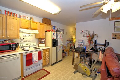 kitchen to hallway