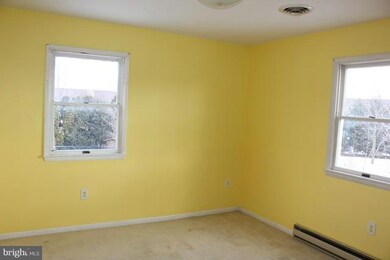 509 Colonial Dr, Greencastle, PA 17225 - photo 5