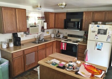 19 Pike St, Lisbon Falls, ME 04252 - photo 7