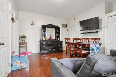 333 Front St, Dunellen, NJ 08812 - photo 4